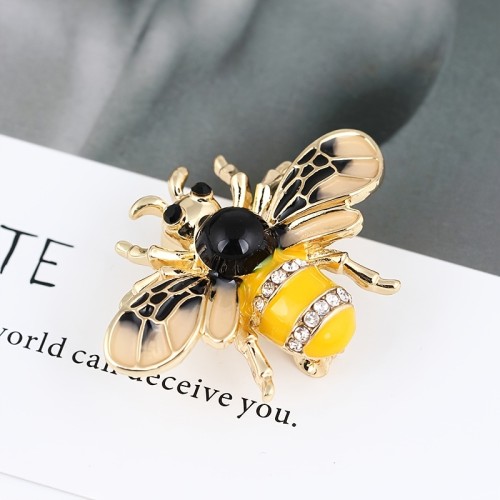 Enamel Little Bee Shape Brooch Pin Korean Atmosphere Fashion Cardigan Jewelry Accessories