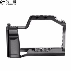 FEICHAO Camera Cage Rig for Canon for EOS M50 M5 DSLR CNC Aluminum Alloy Cold Shoe Mount Monitor Video for Vlog Film Vlogging Stabilizer