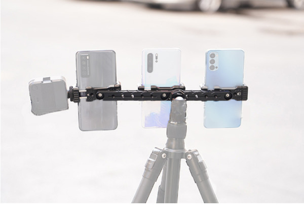 Triple Cell Phone Holder Clamp with Cold Shoe Mount for Live Broadcast Selfie Phone Crossbar Bracket Microphone Fill Light Stand
