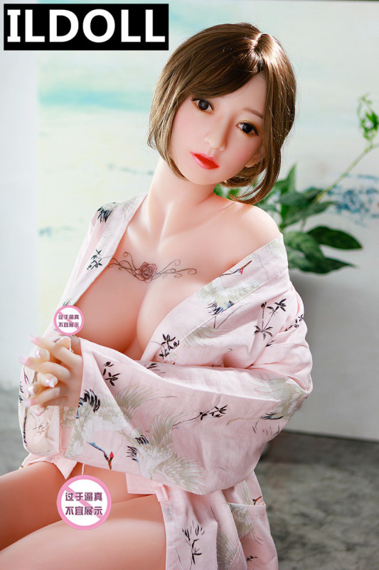 ILDOLL 材質選択可能 140cm Hカップ #16 掲載画像シリコン製普通メイク