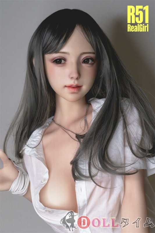 Real Girl (A工場製) ラブドール 148cm Cカップ R51ヘッドTPE材質 ボディー+ヘッド+メイク 157cm普通乳ボディがお勧め-白いドレス