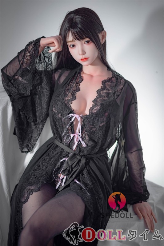 SHEDOLL 165cm Eカップ 楚玥(chuyue)  ラブドール ボディー材質など選択可能 等身大ドール 黒いローブを着