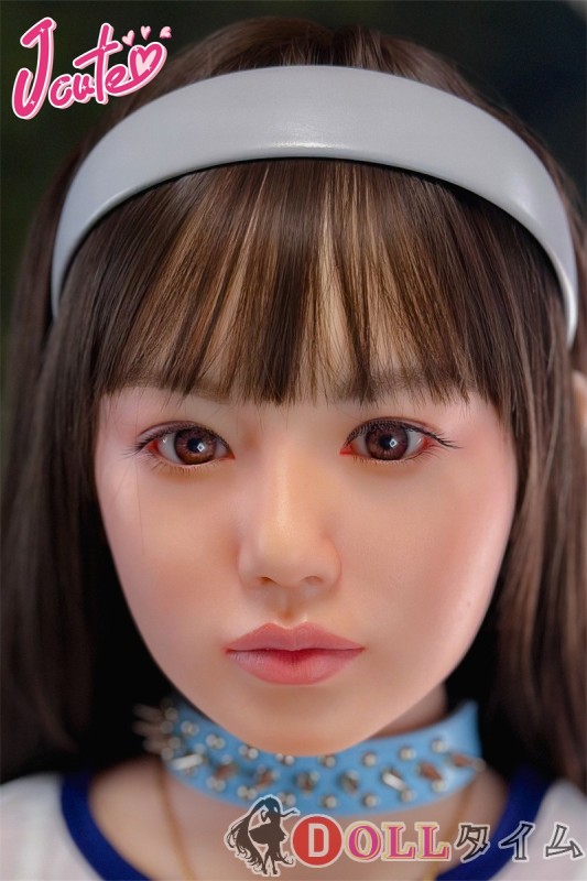 J-CUTE Doll シリコン製ラブドール 149cm Aカップ 平ら AGD10掲載画像のボディはリアルメイク付き サロペット 白いスポーツウェア