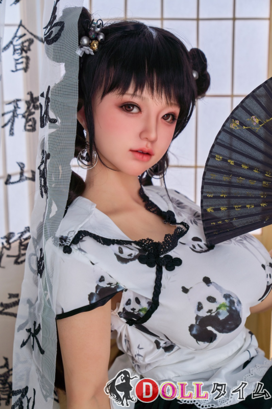 Sanhui Doll145cm Gカップ  小優ヘッド　シリコン製  黒白メイド風スタイルの少女系ラブドール
