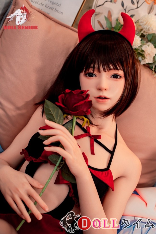 Doll Senior 165cm  Bカップ 美咲ヘッド シリコン製 黒ストッキングの小悪魔美女ラブドール