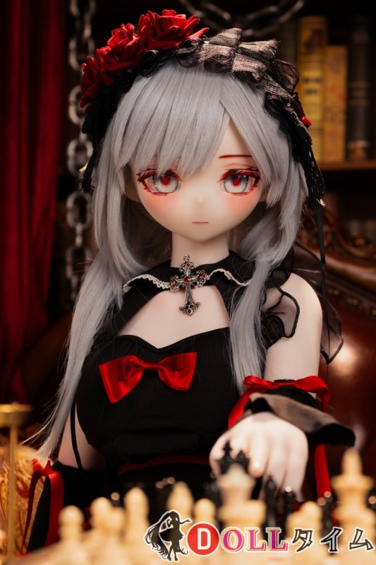 XYGO 141cm Cカップ スカーレットヘッド ビニールヘッド+TPEボディー 黒ゴシックドレス 白髪二次元美少女ドール