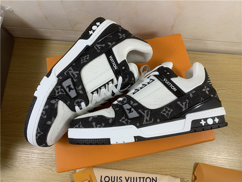 LV Trainer Sneaker White 1A8100  Black trainer shoes, Swag shoes, Sneakers