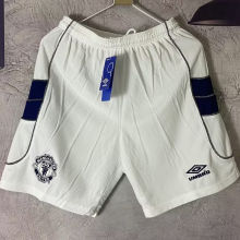 2000/01 M Utd White Retro Shorts Pants