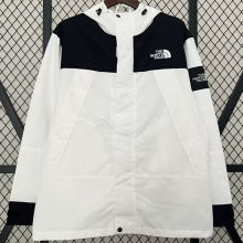 2024/25 THE N FACE White Windbreaker 有帽