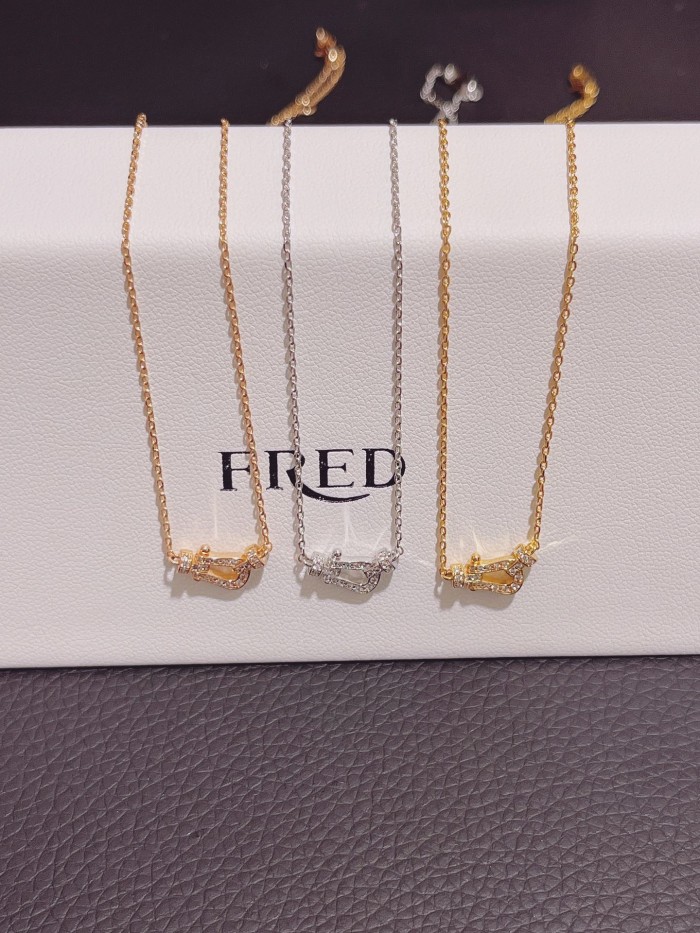 Mini diamond necklace