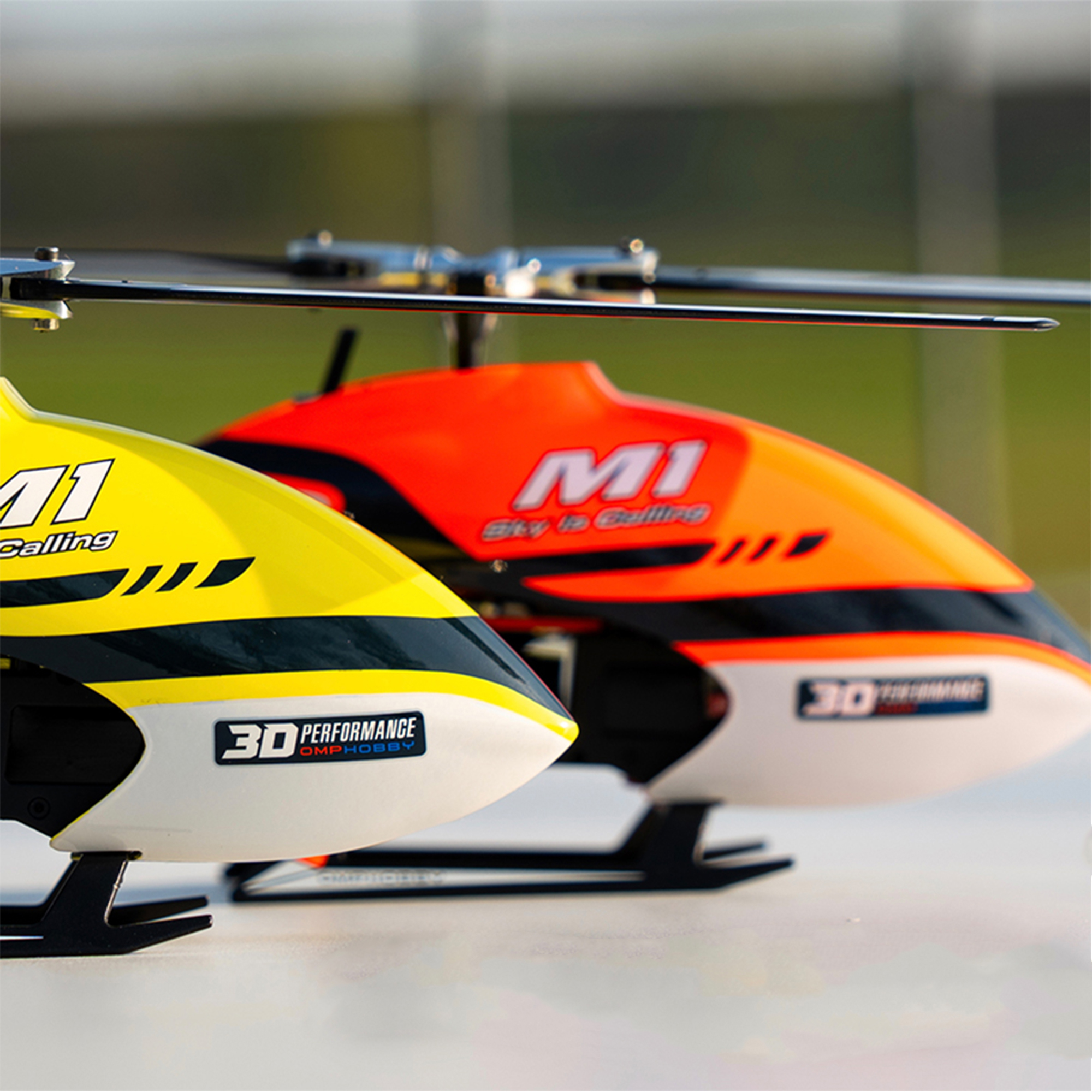 【2025年】高評価レビューアイテム特集 OMPHOBBY M1 V1 RC Helicopter ホビーラジコン
