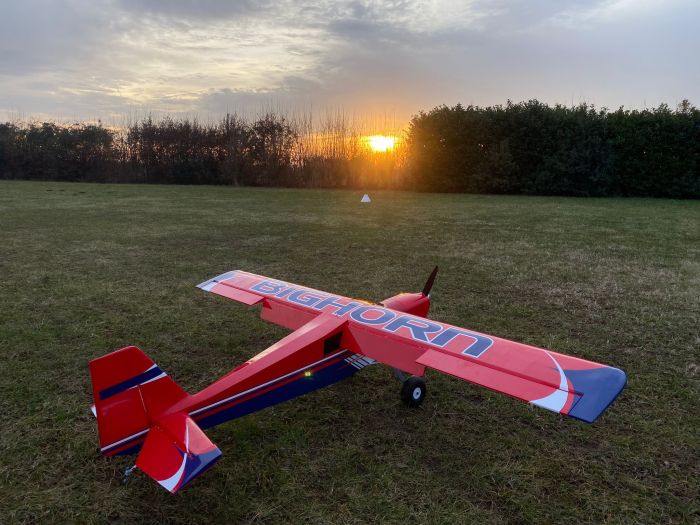 OMPHOBBY BIGHORN 100” Balsa Airplane