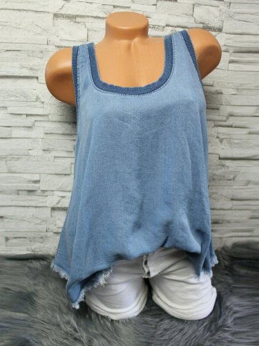 Blue Solid Sleeveless Shirts & Tops
