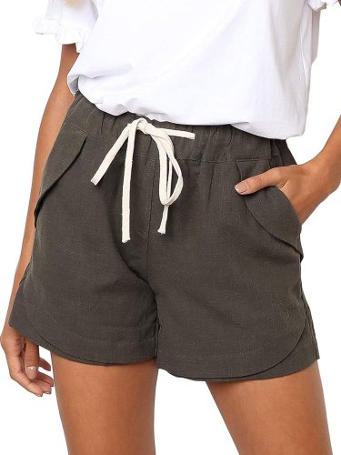 Holiday Pockets Cotton-Blend Shorts