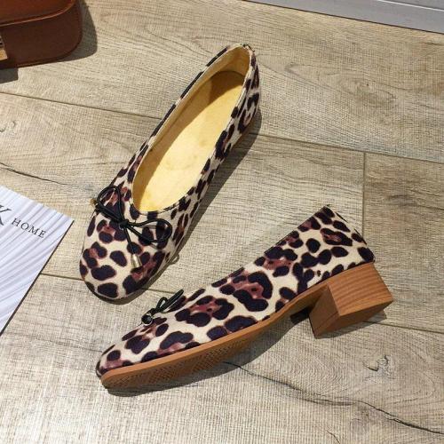 Women Leopard Chunky Heel Lace-Up Loafers
