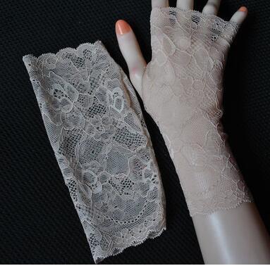 Women's sexy fingerless lace glove female elegant short summer sunscreen driving glove R1904