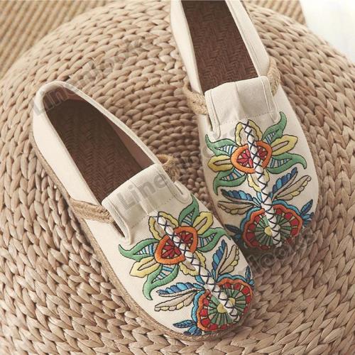 Women Flat Shoes Embroidered Flats Comfortable Slip On Lady Linen Casual Breathable  Loafers