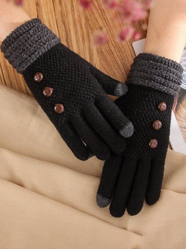Sewing Gloves with Button