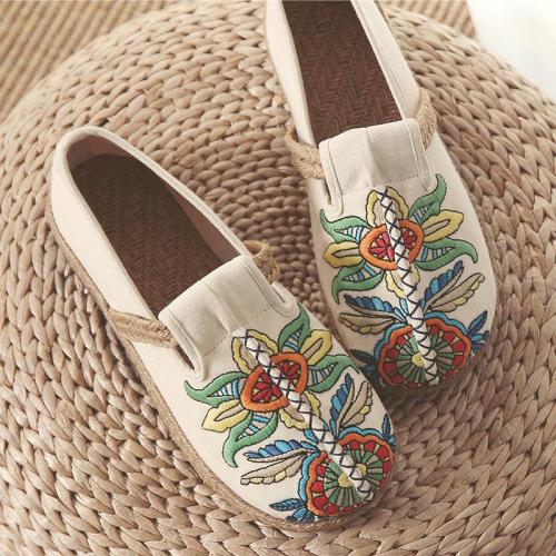 Women Embroidered Comfortable Slip On Loafers