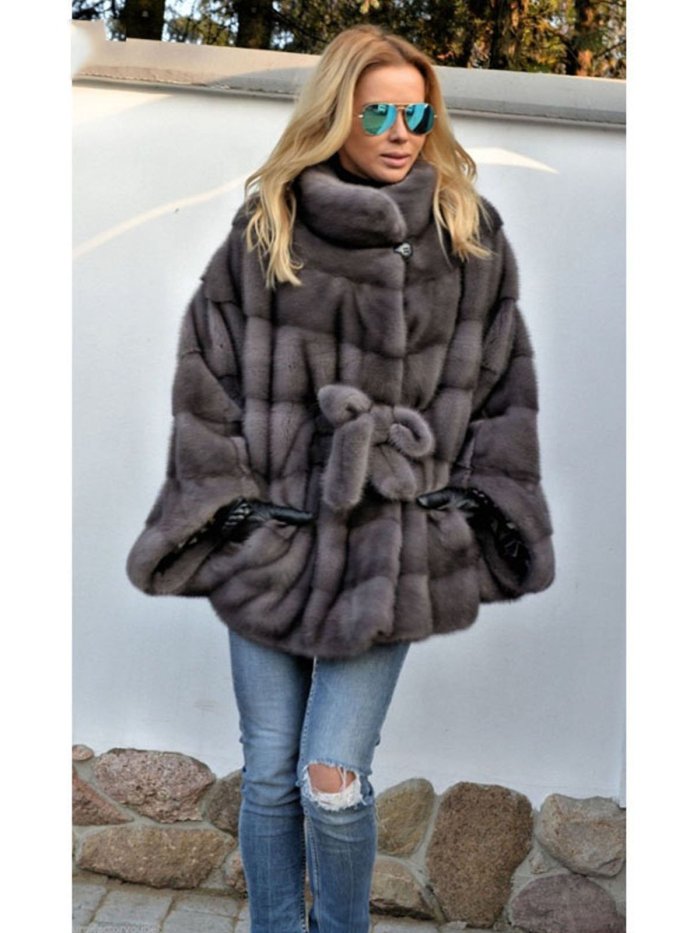 Plus Size Bats Sleeveless Faux Fur Leather Winter Parka Coat