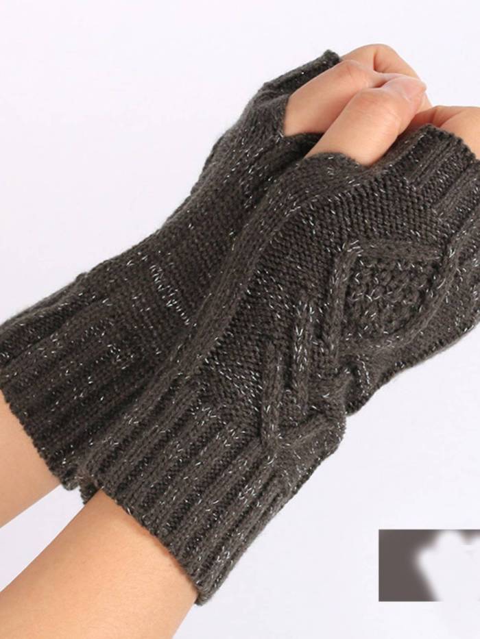 Knitted Gloves & Mittens