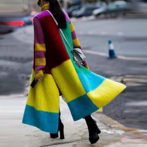 Fashion Contrast Color   Sleeveless Slit Coat