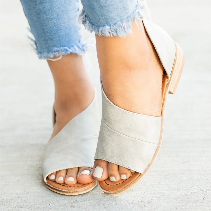 Peep Toe Side-cut Style Stacked Heel Flat Sandals