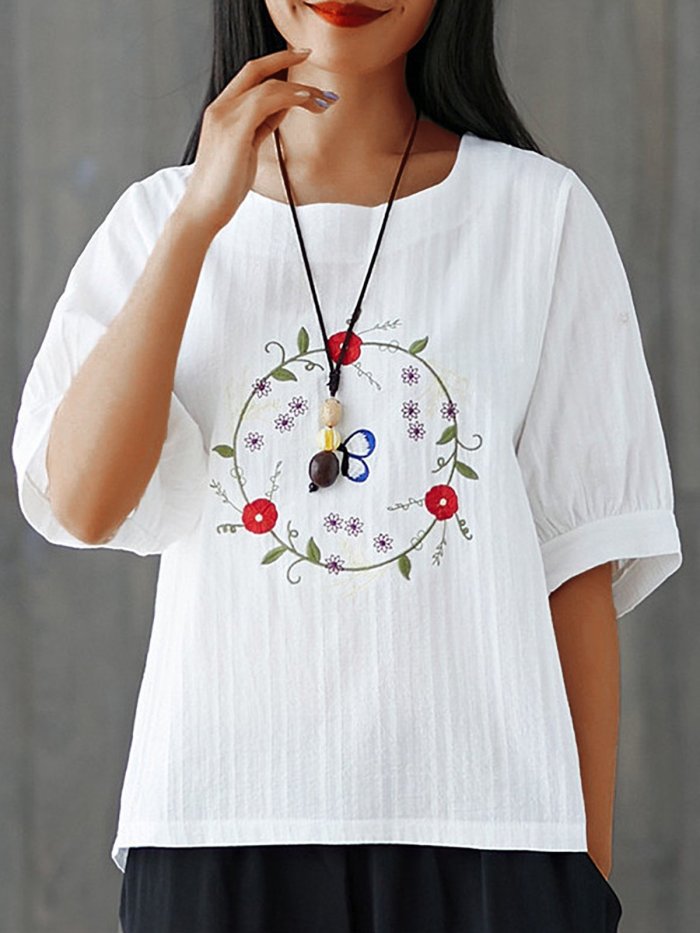 Women Cotton And Linen Embroidered  T-shirts