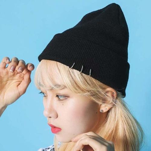 Korean New Ring Rivet Knitted Caps Autumn Winter Beanies Keep Warm Hats for Women and Men 2 Colors