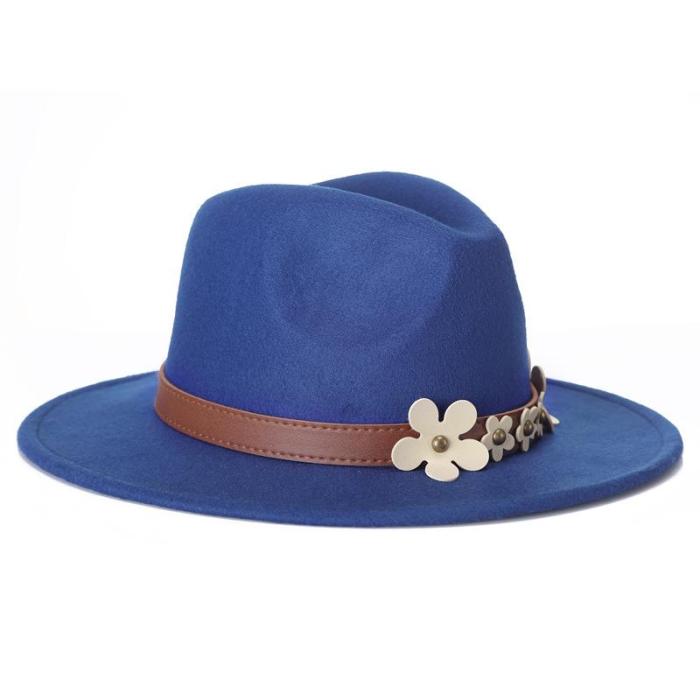 New British Fashion Jazz Hat with Five Small White Flowers In Autumn and Winter