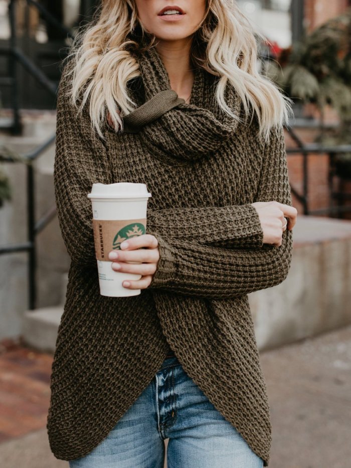 Solid Buttoned Casual Sweater