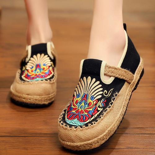 Women's Embroidered Comfortable Platform Loafers