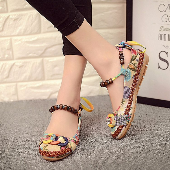 Plus Size Colorful Embroidery Flat Heel Casual Canvas Flats