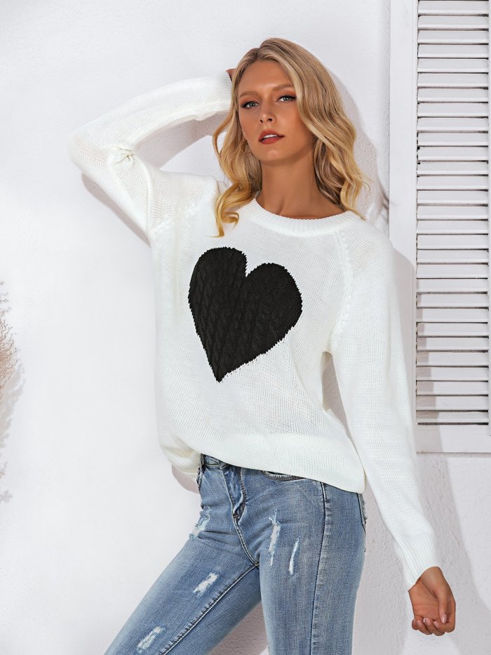 Heart Printed Crew Neck Knitted Long Sleeve Sweaters