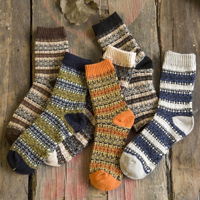 Winter Harajuku Retro Thicken Warm Fashion Cotton Wool Blended Casual Socks 1 Pair