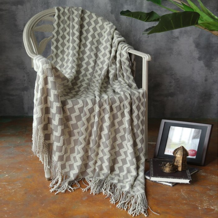 Wavy Stripes Knitted Blanket Home Sofa Throw Blanket