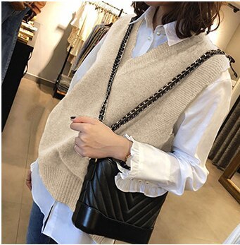 V neck Pullover vest sweater Autumn Winter short Knitted Sweaters vest Sleeveless Warm