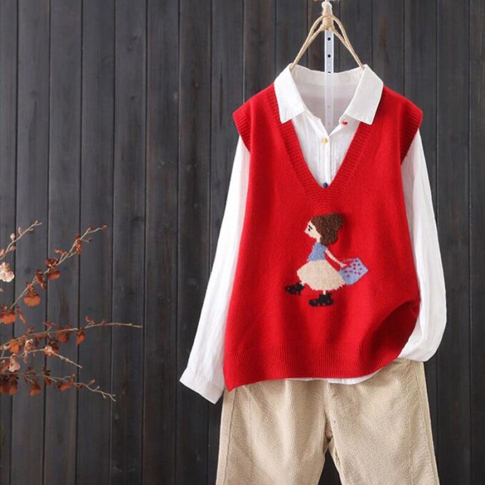 Cartoon Embroidery Pattern V-neck Knitted Sweater Vest