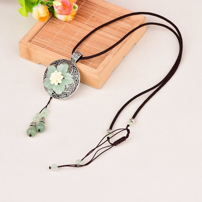 Women Handmade Natural stone Long Tassel Necklace jewelry Ethnic