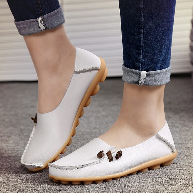 Spring Summer Flats Women Plus Size Genuine Leather Shoes Women Soft Nurse Loafers For Women Driver Chaussures Femme
