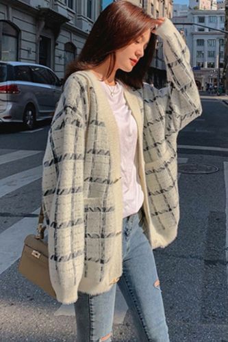 Women Winter Sweater and Cardigans V neck Plaid Button Up Knit Cardigans Pink Sweater Coat Faux Fur jacket Korean Coat