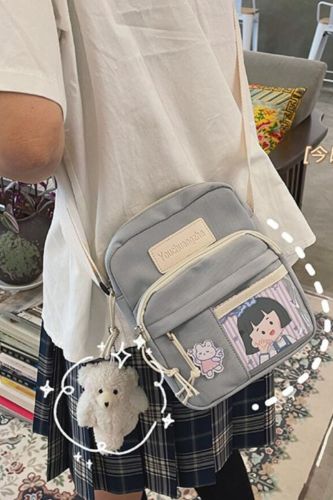2021 New Small Shoulder Bag Japanese Ins Vintage Sense Cute Creative Soft Girl Student Messenger Bag