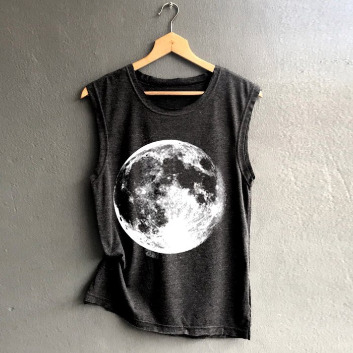 Women The Moon Print Vest Casual Loose Cotton Tank