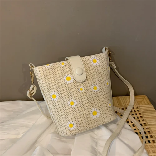 Women Knitted Cute Beach Holiday Shoulder Bags