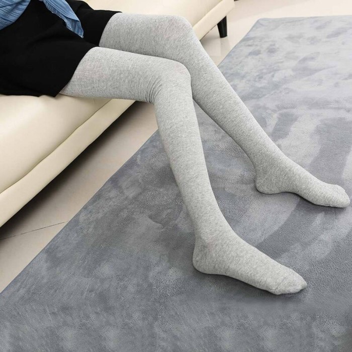 1 Pair of Autumn and Winter Stockings High 80cm Cotton Stockings Thigh Female Stockings Creative Personality New High Stockings