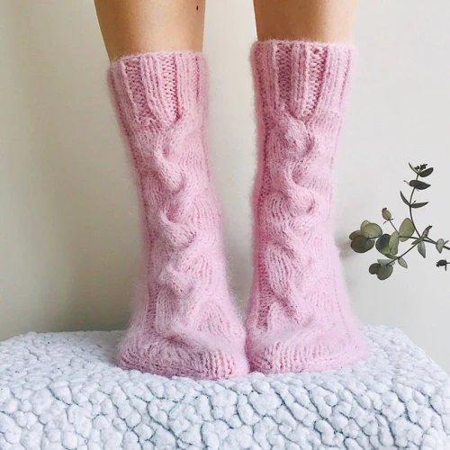 Woman Socks Knitted Girls Casual Socks Pink Gray White Thickless knee socks Stocking Women Winter Warm Knitting Socks Autumn