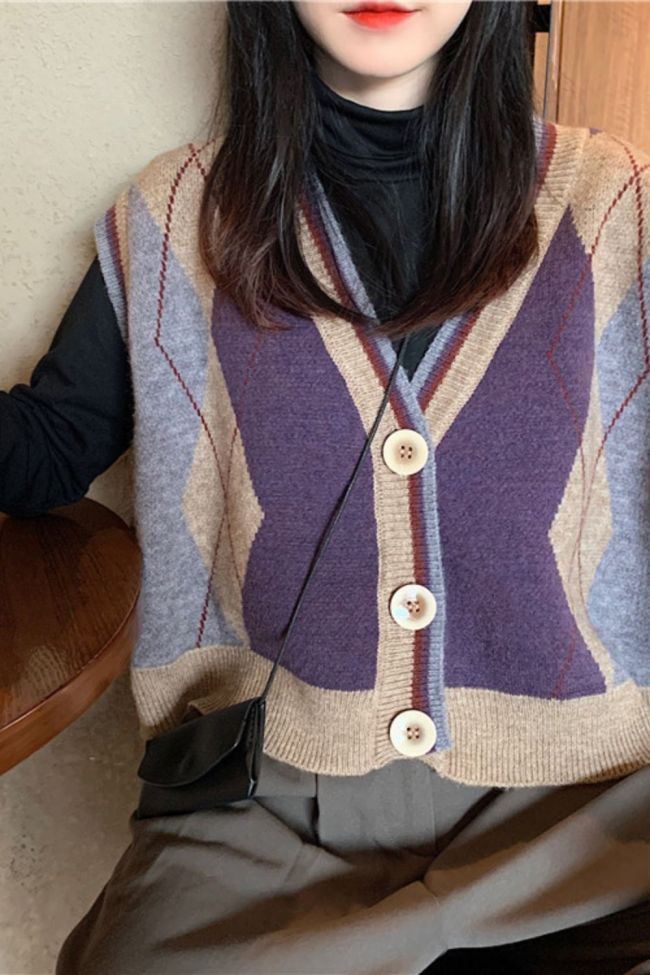 Women Fashion Plaid Patterns Single-Breasted Sweater Vest