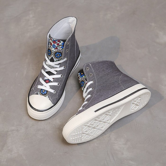 High Quality Classic Women Canvas Shoes
