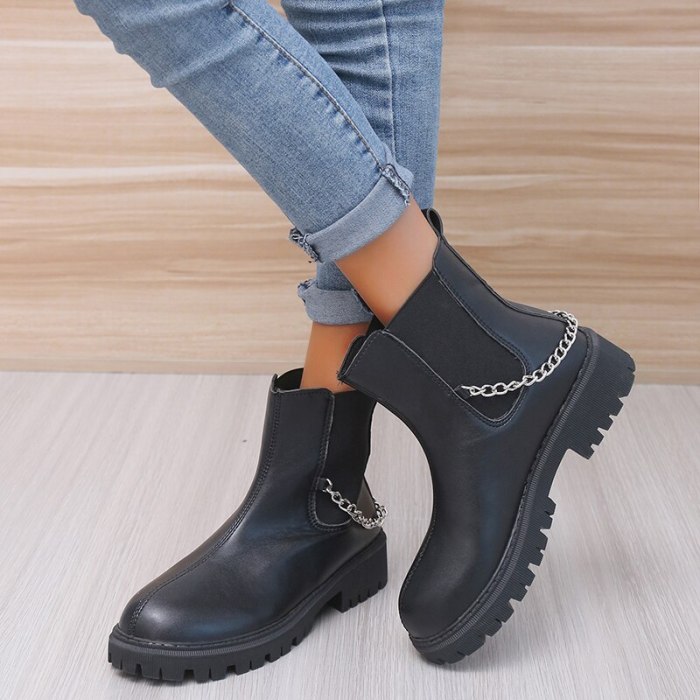 Women's Shoes Autumn/Winter 2021 New Fashion Boots Chain Decoration Thick-soled Casual Chelsea Boots