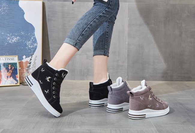 Women Athletic Lace Up Sneakers Boots Casual Shoes